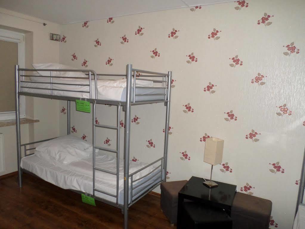 Hostel Krokodyl Warsaw Exterior photo