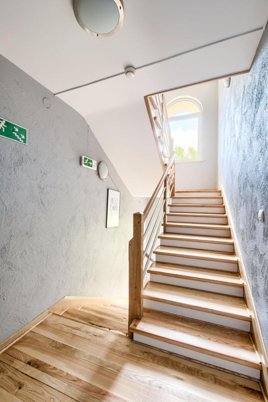 Hostel Krokodyl Warsaw Exterior photo